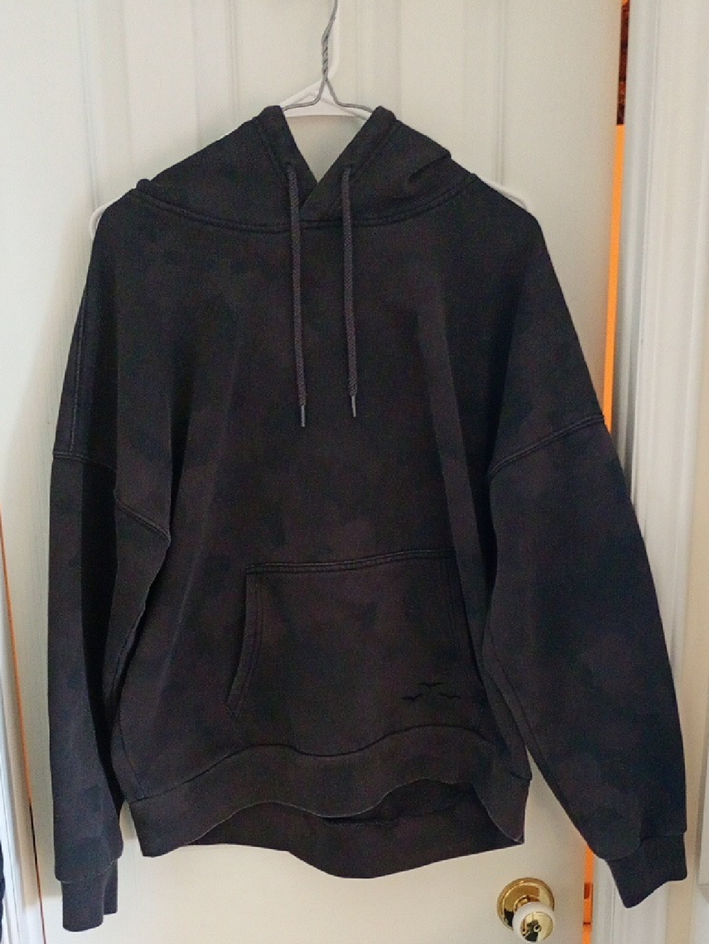 Men's Black Pullover Hoodie with Kangaroo Pocket